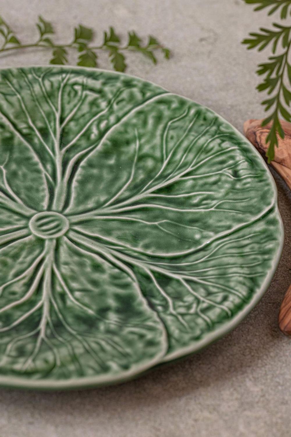Cabbage-Leaf Plate